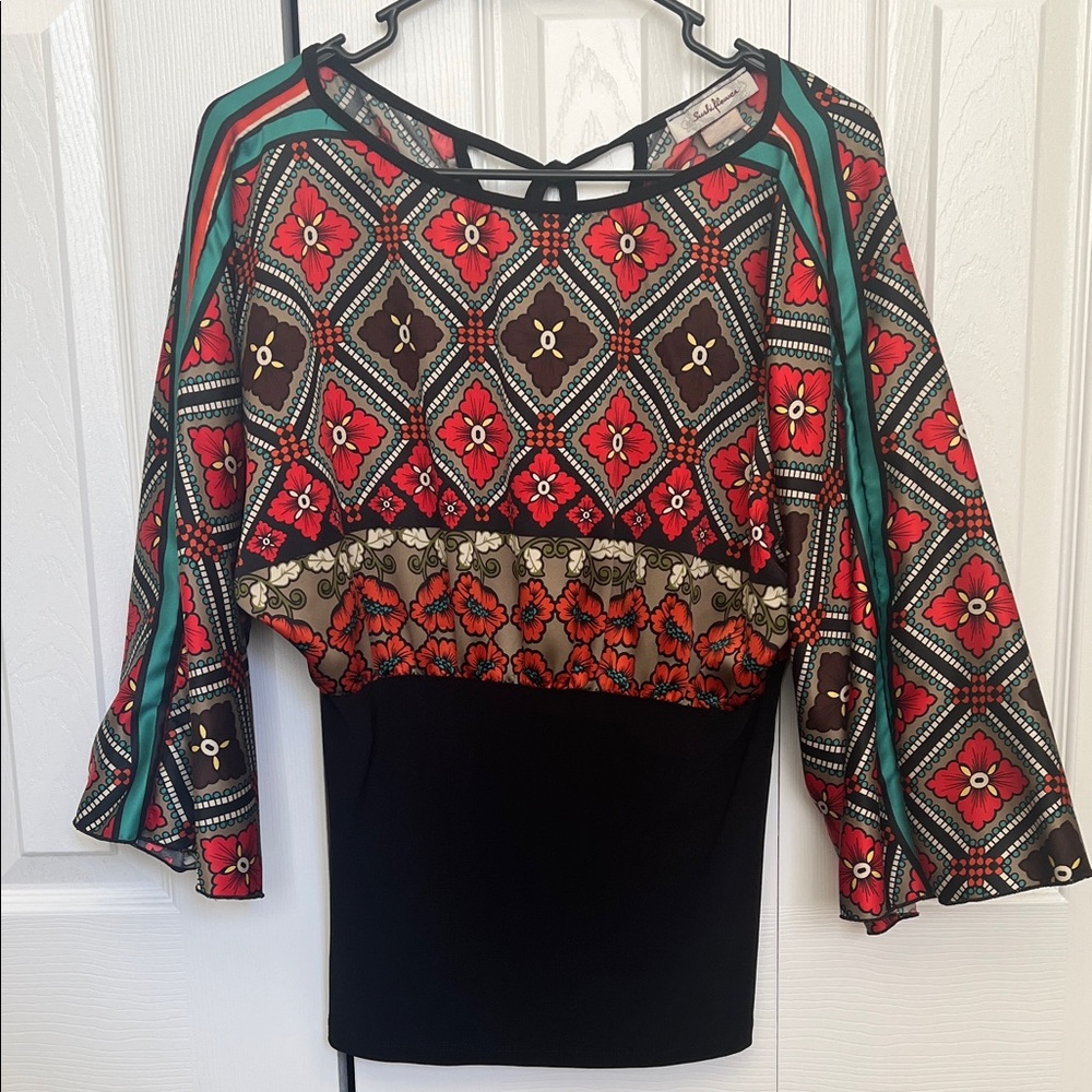 Sushi Flower Multicolor Flowy Sleeve Floral Blouse with Tie Back Women’s M